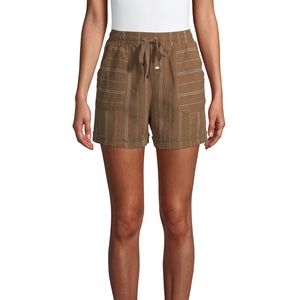 Size XL Time and Tru Women’s Linen Shorts